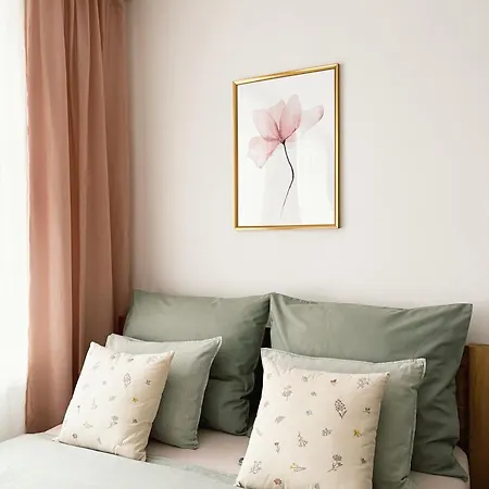 Jako Doma - Centrally Located Apartment