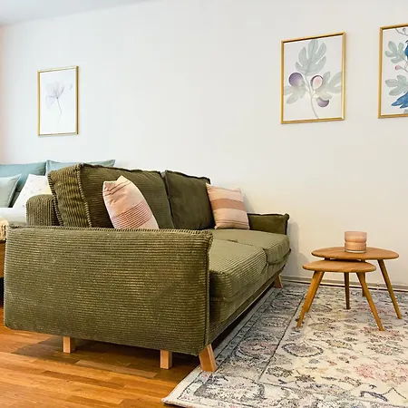 Apartment Jako Doma - Centrally Located *