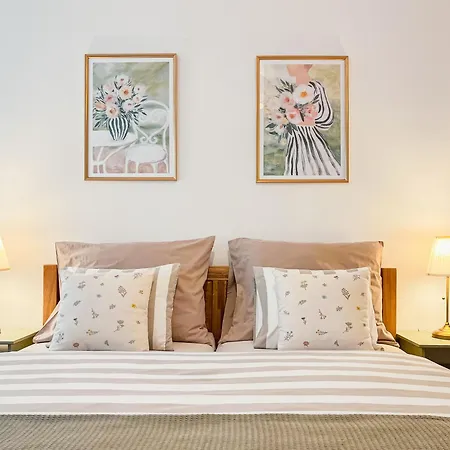 Jako Doma - Centrally Located Апартаменты *